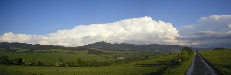 vyšehrad +oblak.jpg